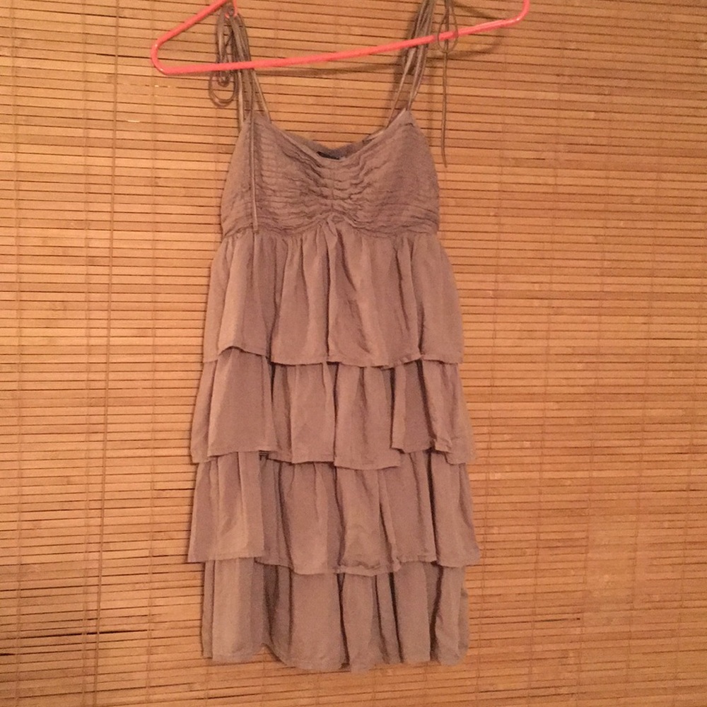Ruffle party dress Forever 21 - Picture 2 of 8